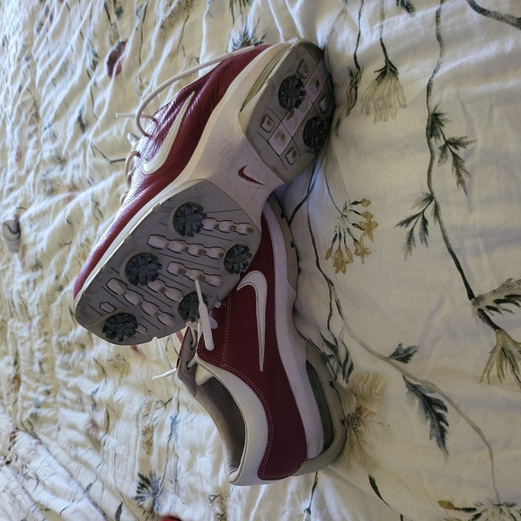 Nike Air Comfort Golf Shoes Womens Size 8.5 Red/ White 030608 Pa2 - Picture 2 of 3